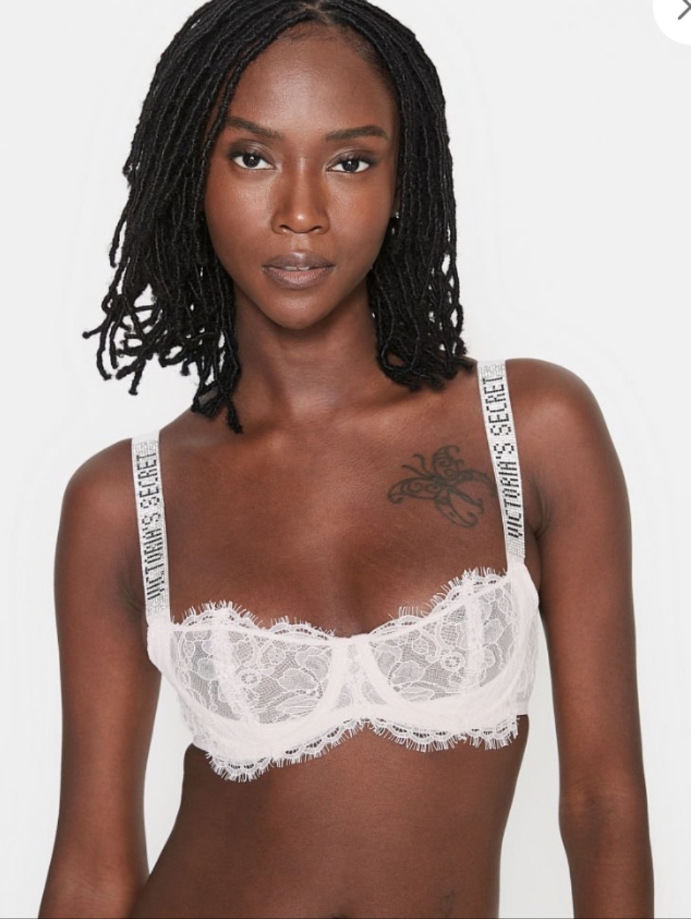 New Victoria's Secret Lace Underwire Embellished Straps Bra